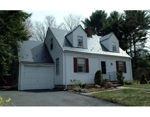 Photo of 80 Emerson Rd