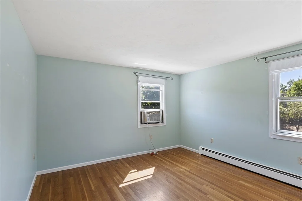 Photo of 6 Ashton Ln