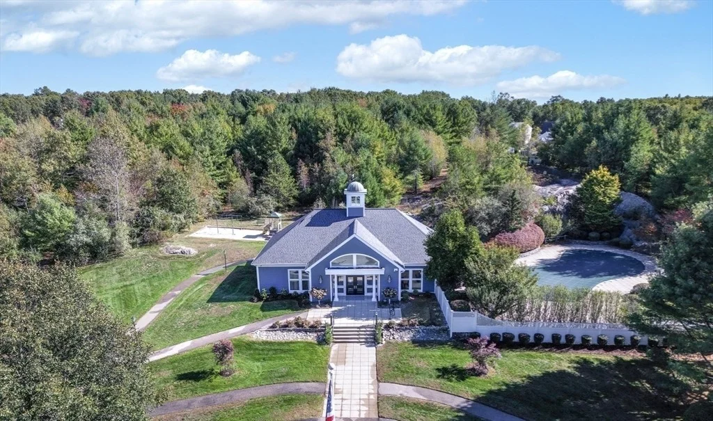 Photo of 9 Grover Ln