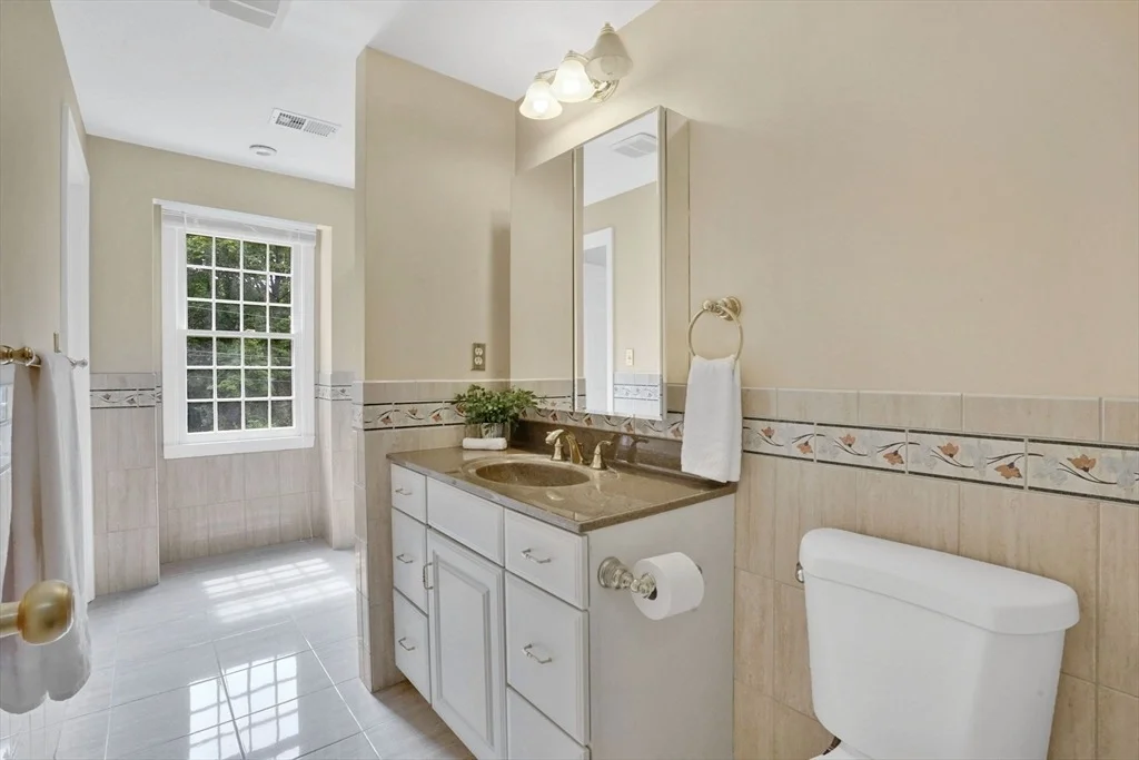 Photo of 4 Highmoor Dr