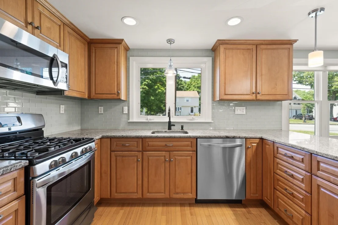 Photo of 178 Webster St