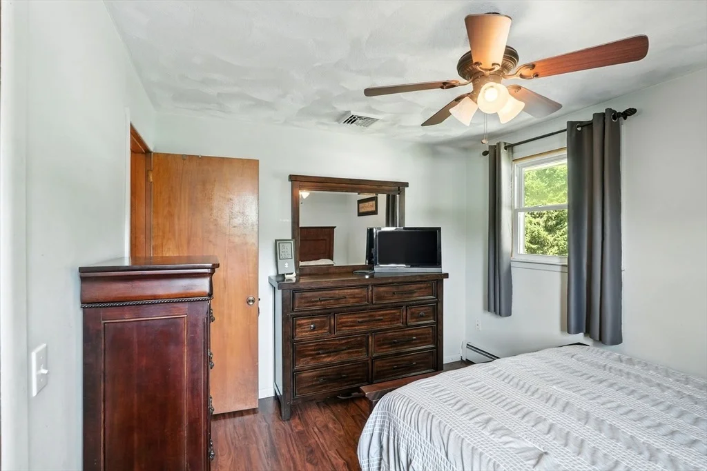 Photo of 9 Heritage Cir
