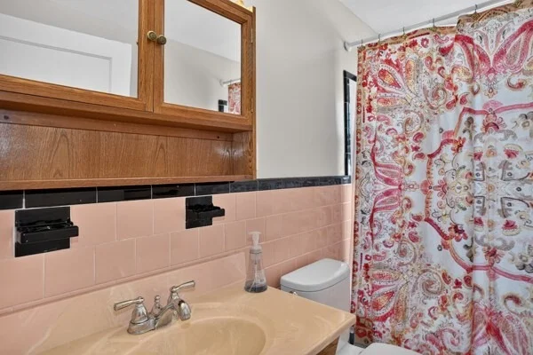 Photo of 2 Frances Rd
