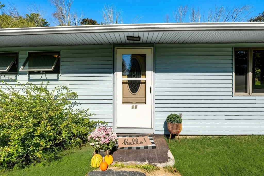 Photo of 10 Sunset Ln