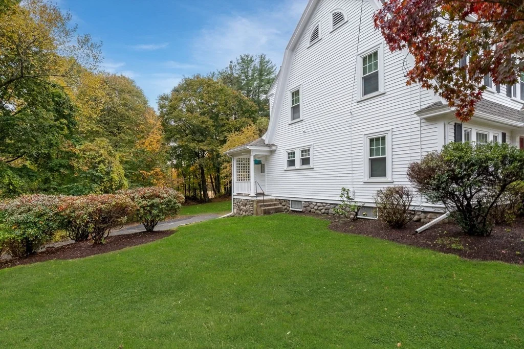 Photo of 424 Great Rd