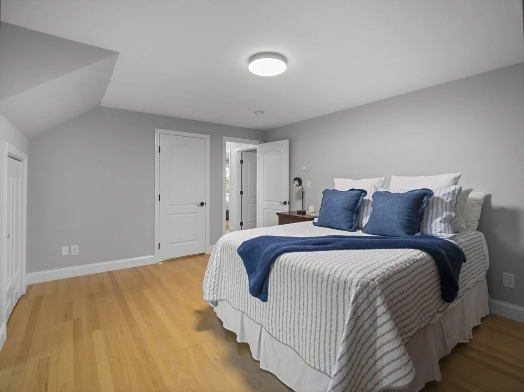 Photo of 10 Alfred Dr