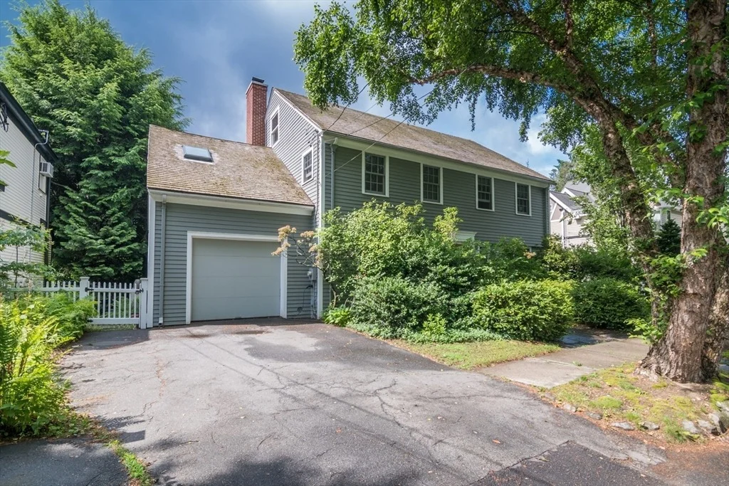 Photo of 52 Ward Ave