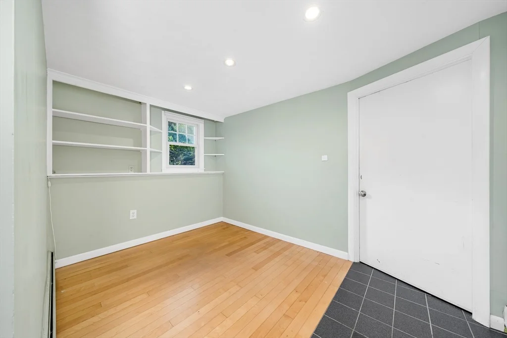 Photo of 59 Bannan Dr