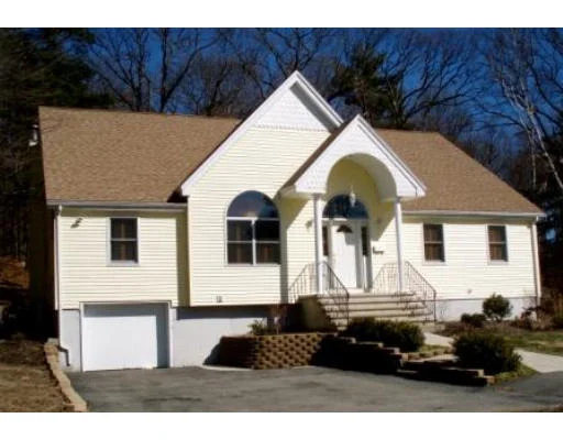 Photo of 14 Squanto Road