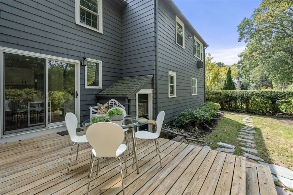 Photo of 11 Grayson Ln