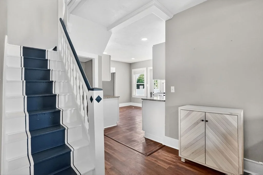 Photo of 7 Maple St