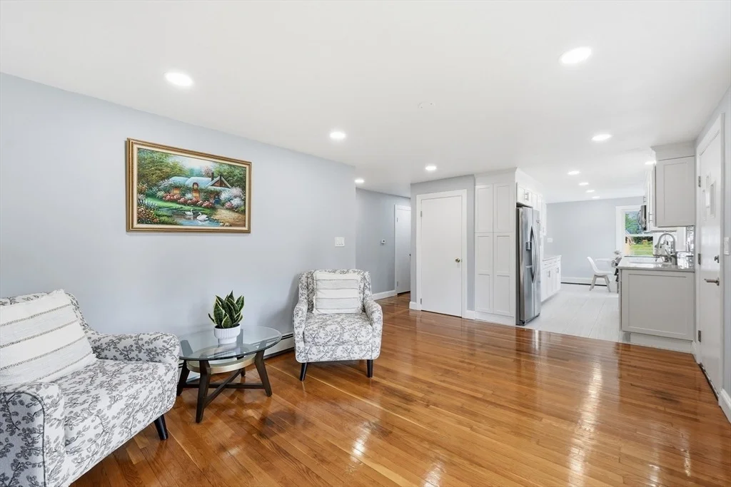 Photo of 596 Elm St