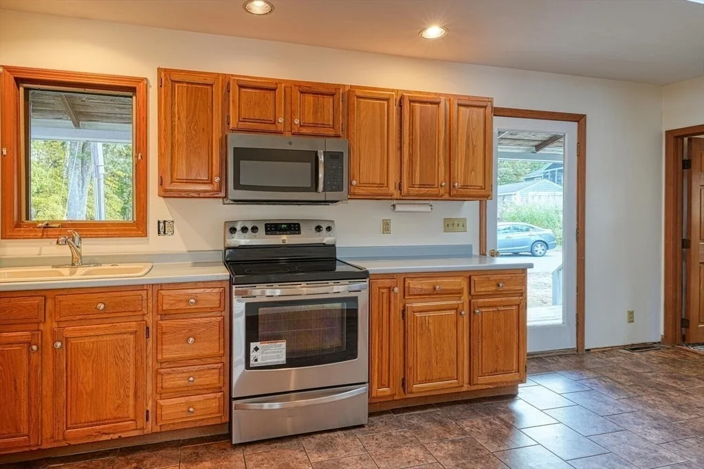 Photo of 26 Lakeside Ave
