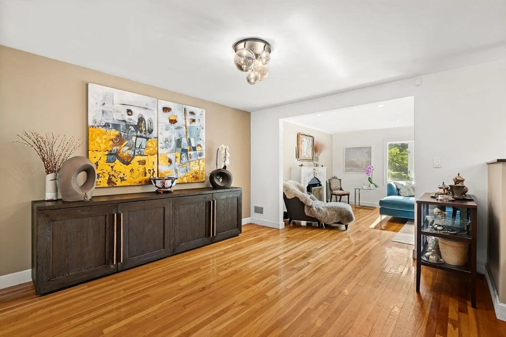 Photo of 44 Windemere Rd