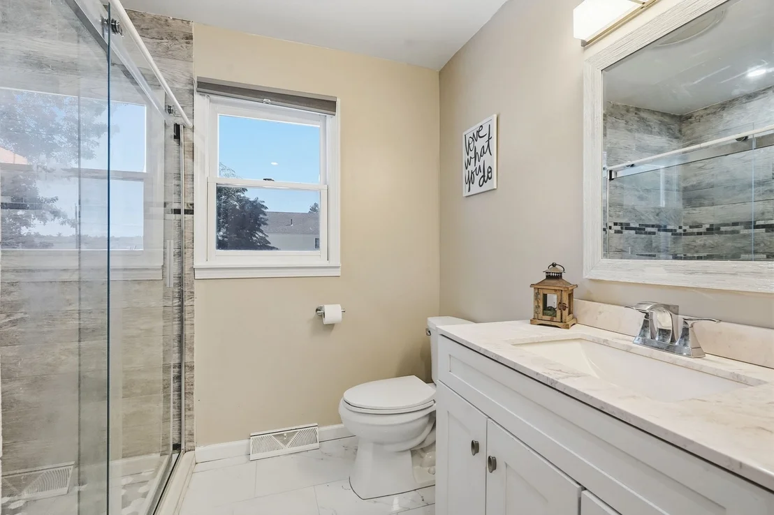 Photo of 191 Lamont St