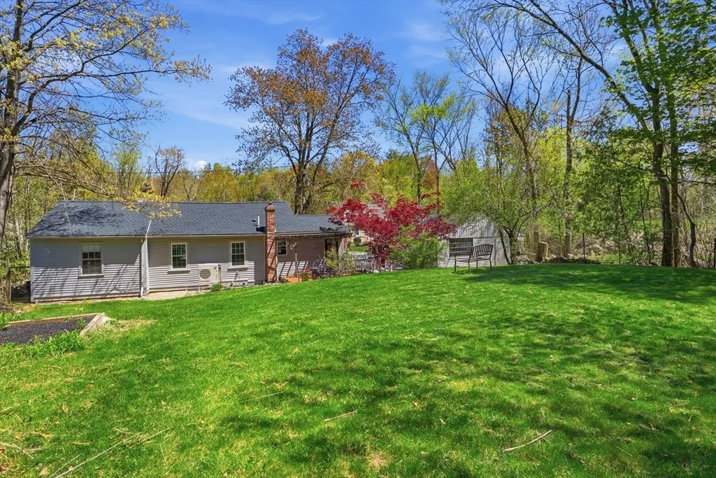 Photo of 20 Concord Dr