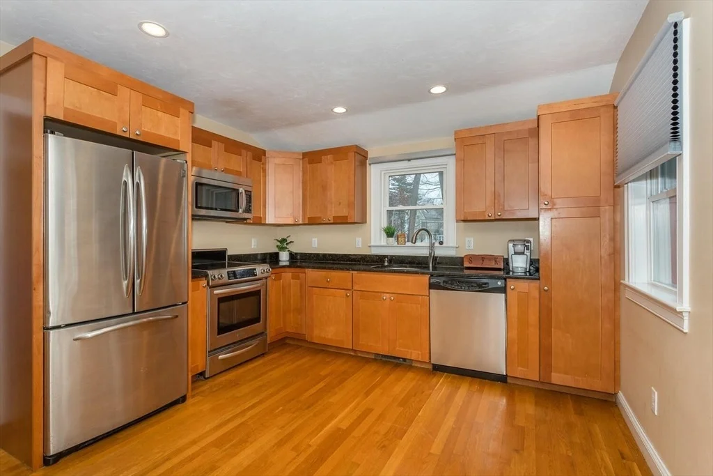 Photo of 264 Pleasant Street