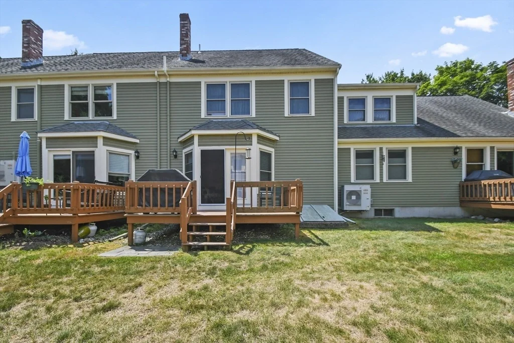 Photo of Unit 16 at 16 Fieldstone Street