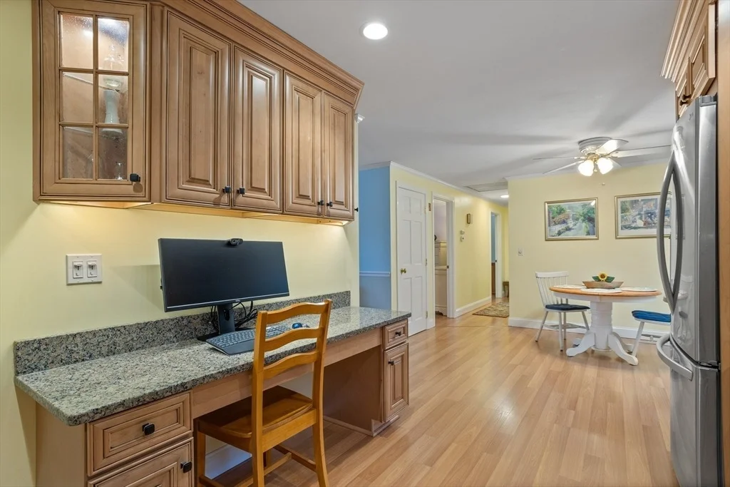Photo of 44 Beach Point Rd