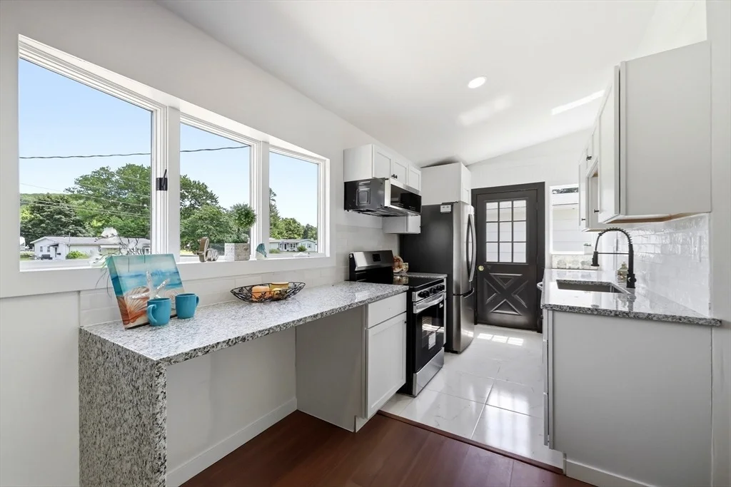 Photo of 37 Sun Valley Rd