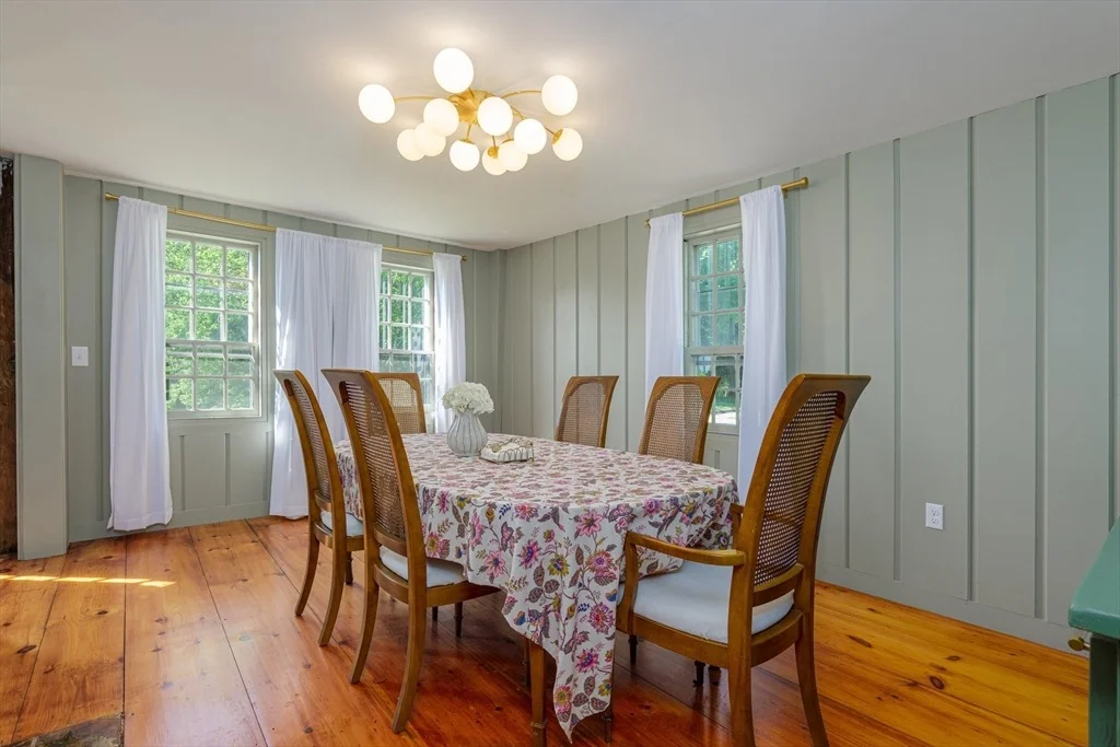 Photo of 129 Whitehall Rd