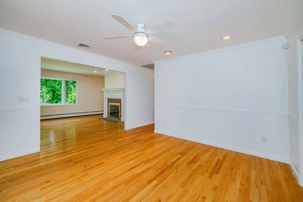 Photo of 275 Summer St