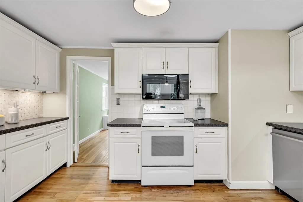 Photo of 7 Oakridge Ave