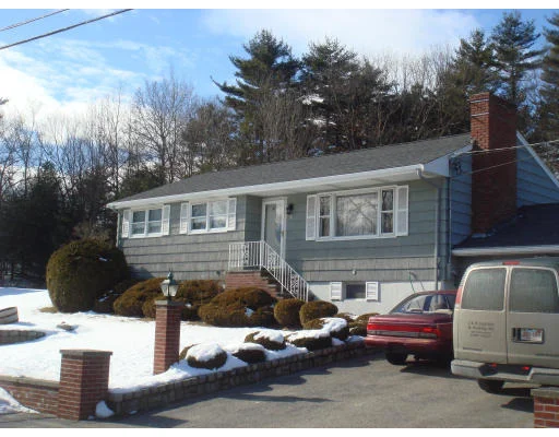 Photo of 5 Appletree Ln