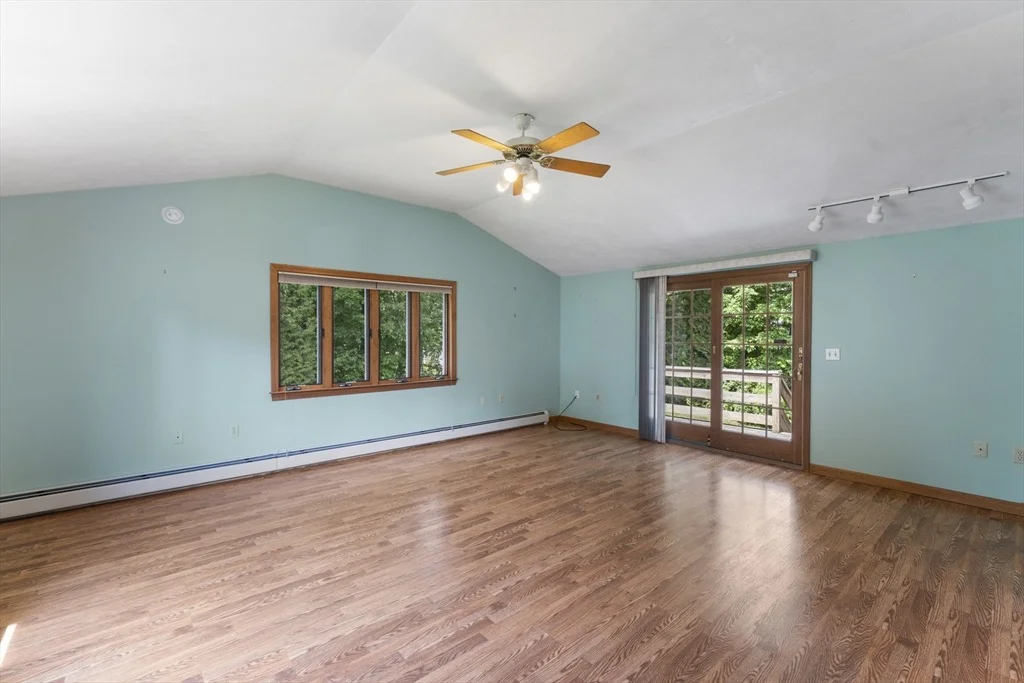 Photo of 1 Robin Road