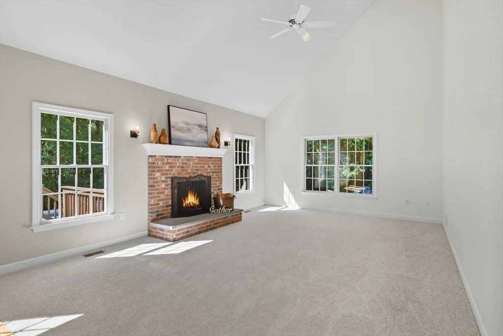 Photo of 19 Bellows Rd