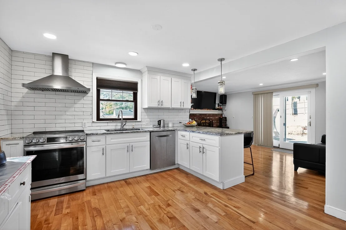 Photo of 116 Gordon Rd