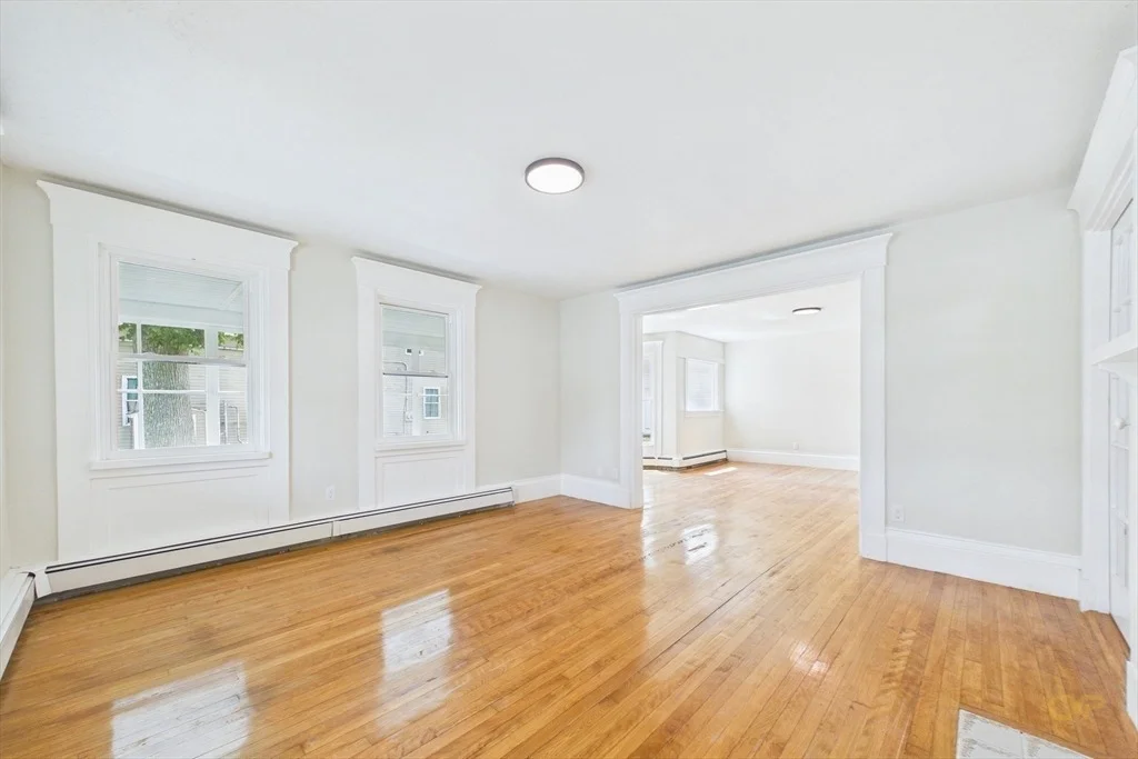 Photo of 398 Main St