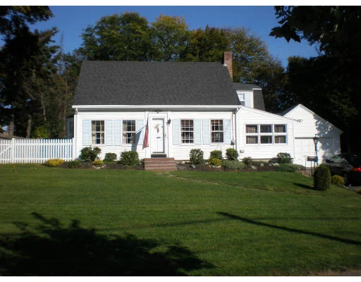 Photo of 100 Pine St