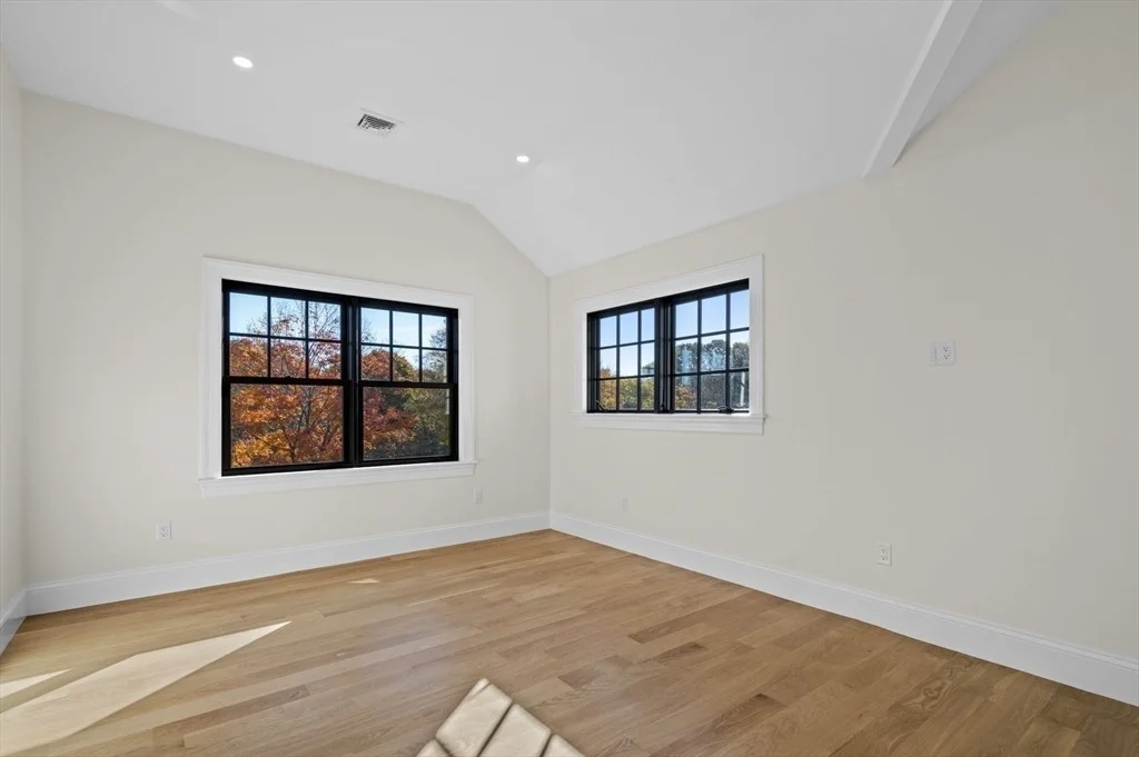 Photo of 20 Puritan Rd