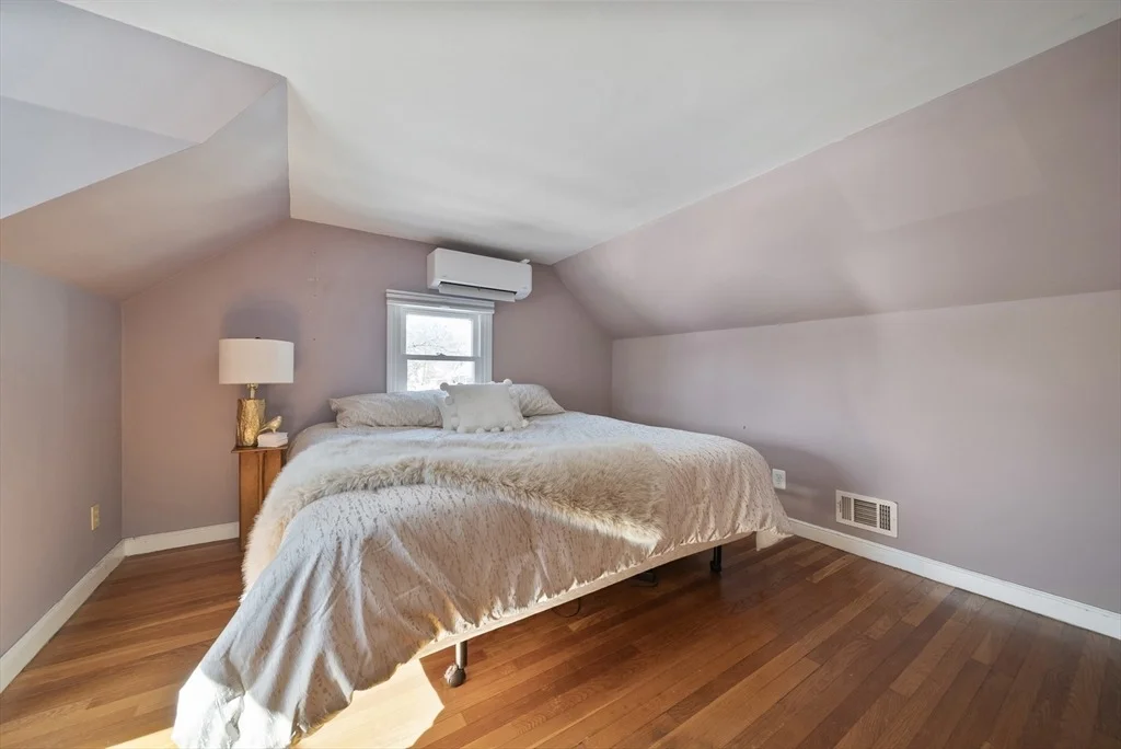 Photo of 26 Bartholomew Ter