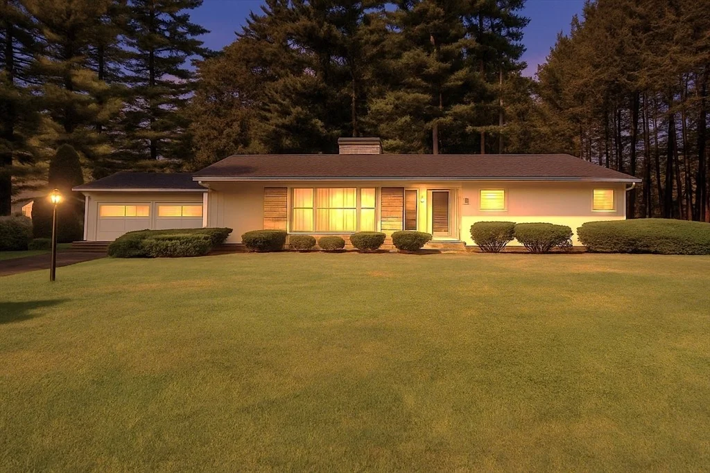 Photo of 11 Highland Cir
