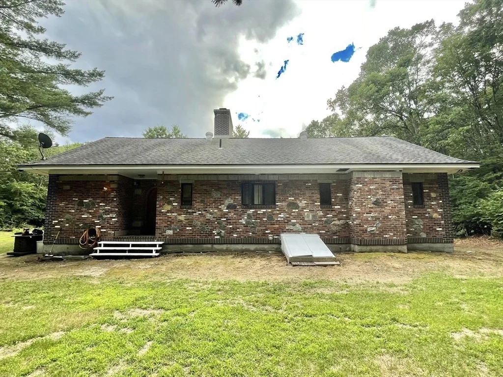 Photo of 697 Lower Rd