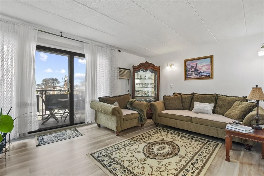 Photo of Unit 38 at 881 Broadway