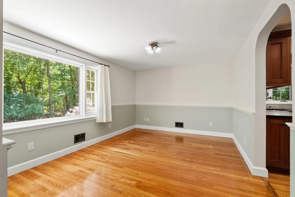 Photo of 74 Oregon Road