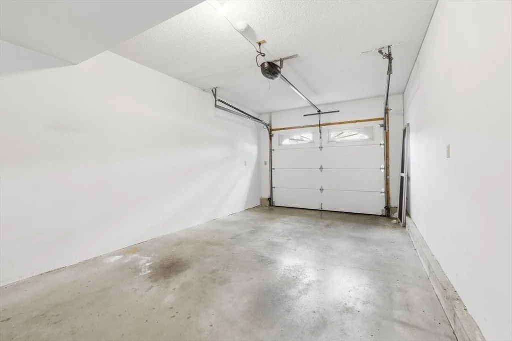 Photo of Unit 6 at 6 Teal Circle