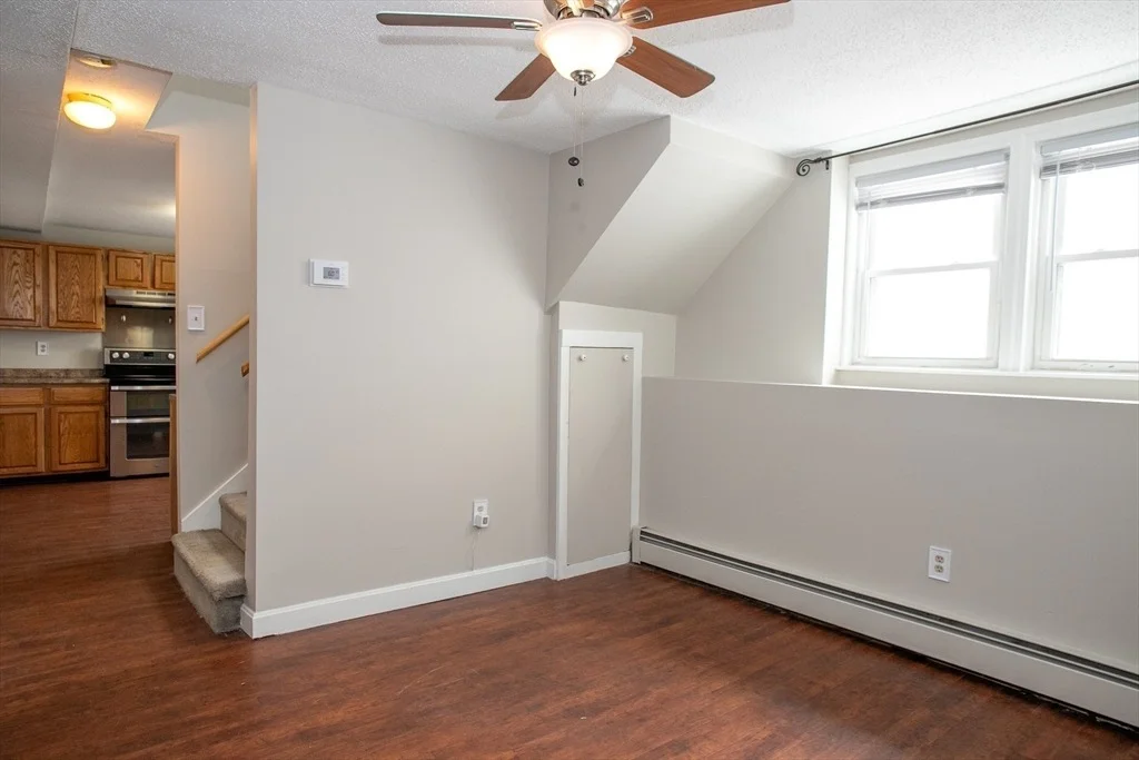 Photo of Unit 2 at 35 Cedar St