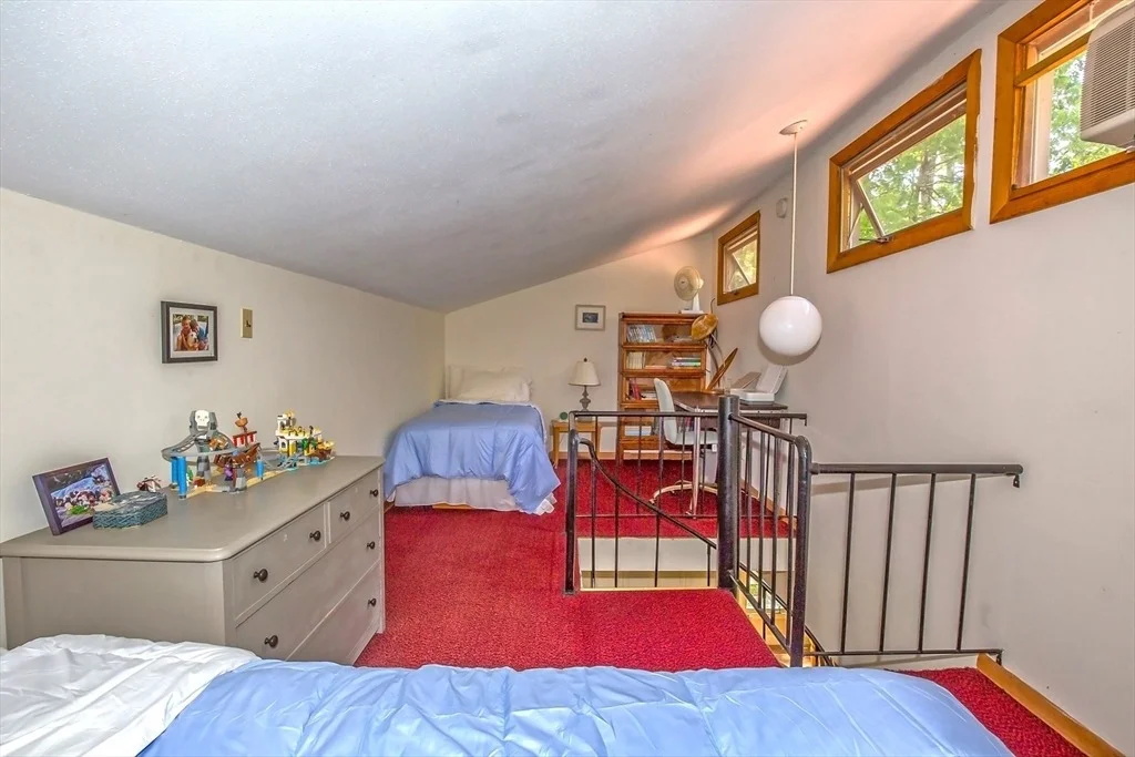 Photo of 265 Fox Den Rd