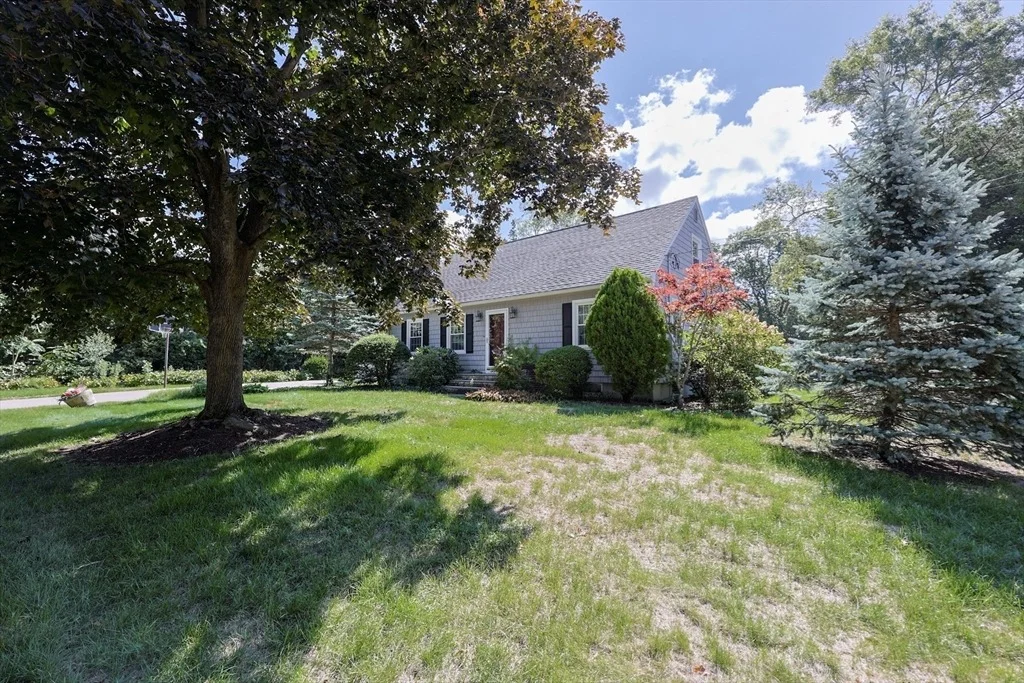 Photo of 50 Benjamin Dr