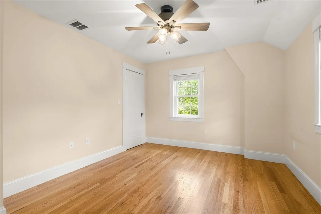 Photo of 106 Central St