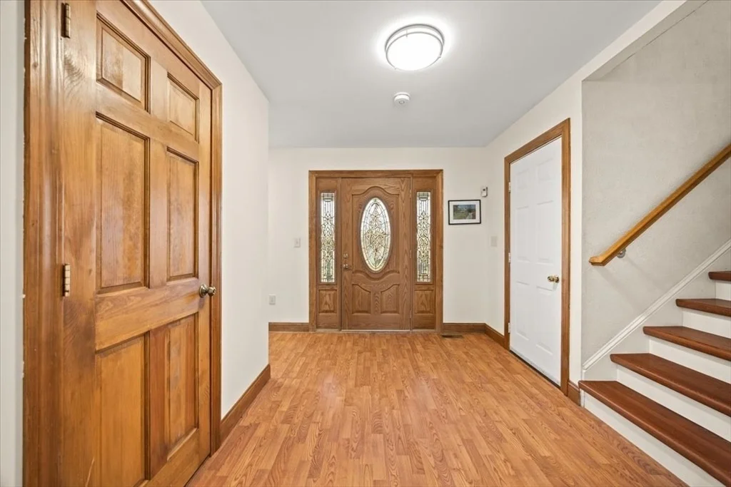 Photo of 212 Scadding St