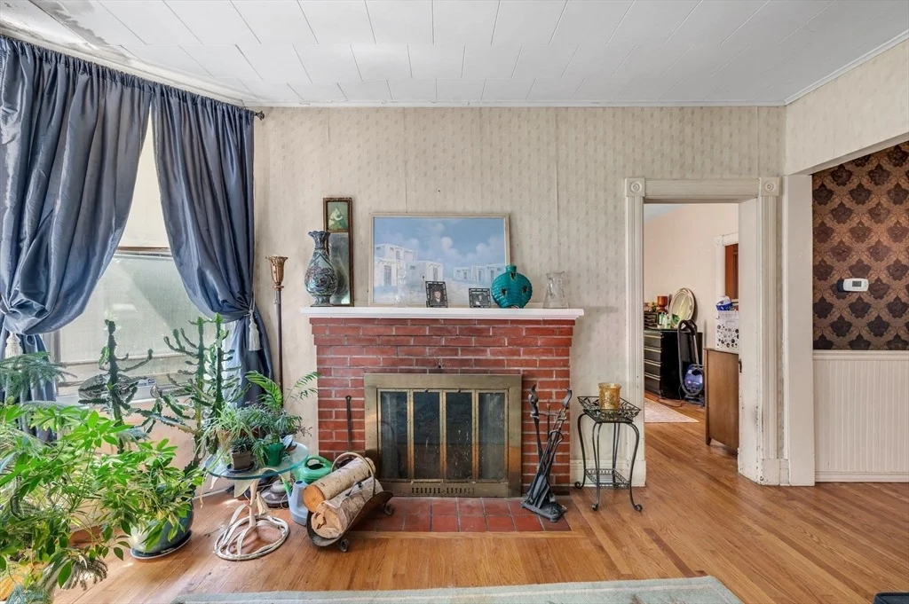 Photo of 415 Maple St