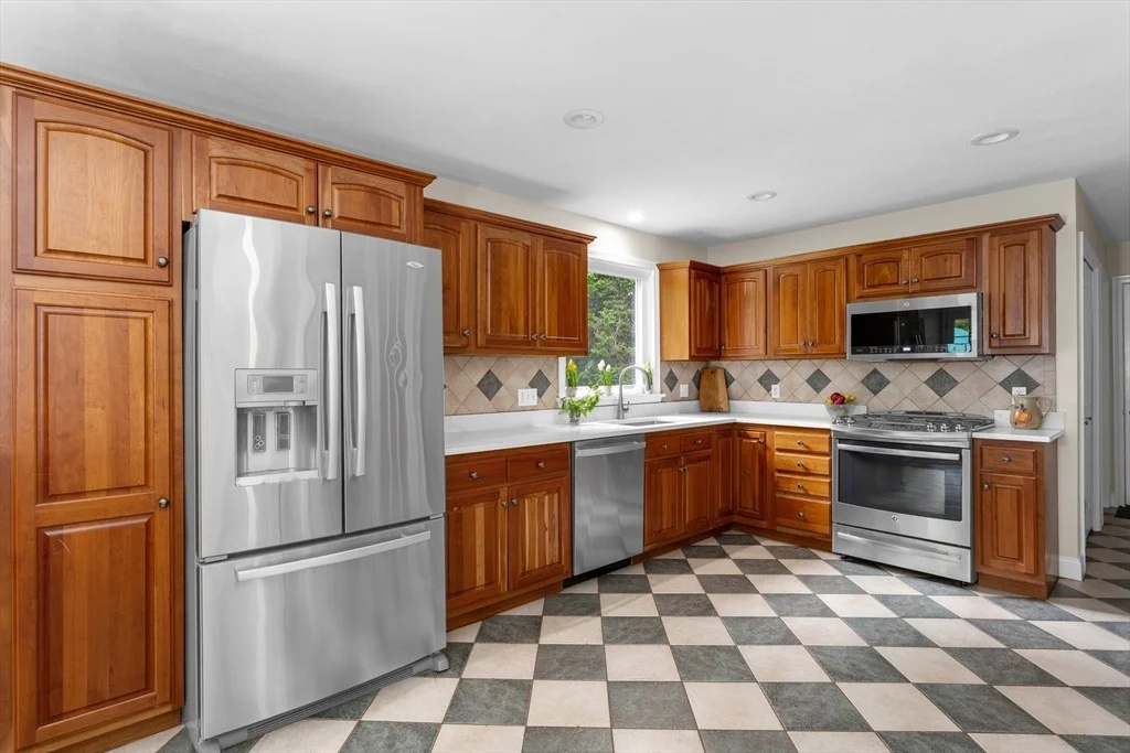 Photo of 9 Jefferson Rd