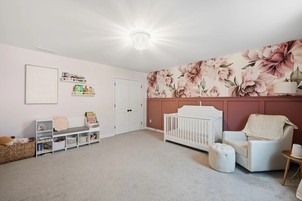 Photo of 66 Elaine Cir