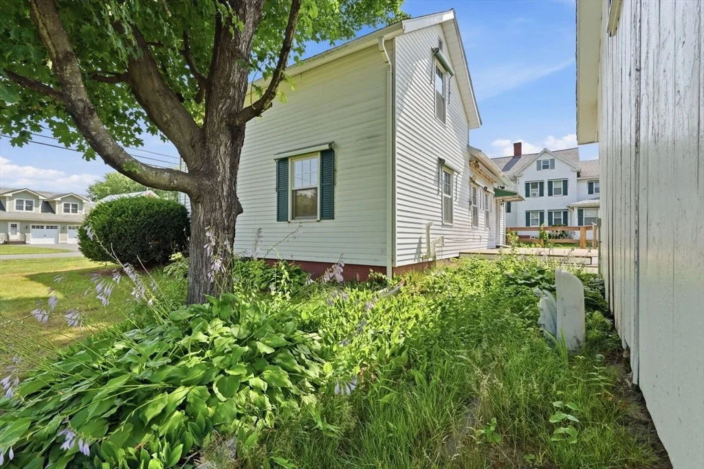Photo of 71 Chestnut St