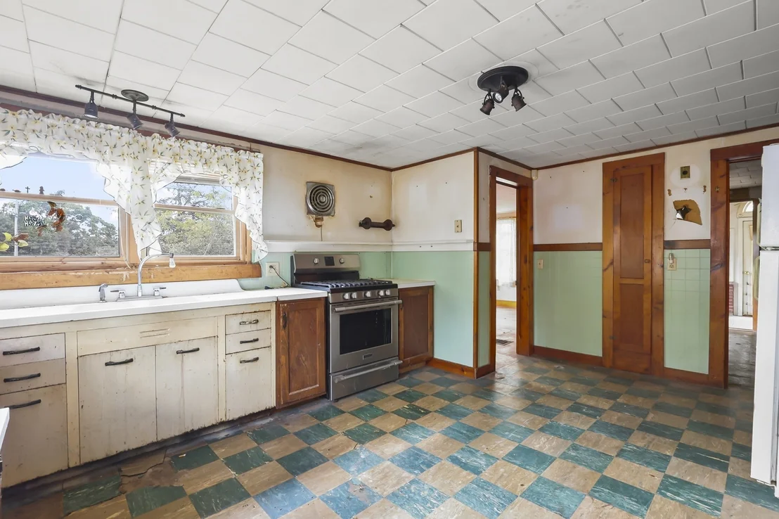 Photo of 2576 Cranberry Hwy